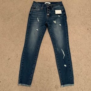 Brand new kan kan jeans